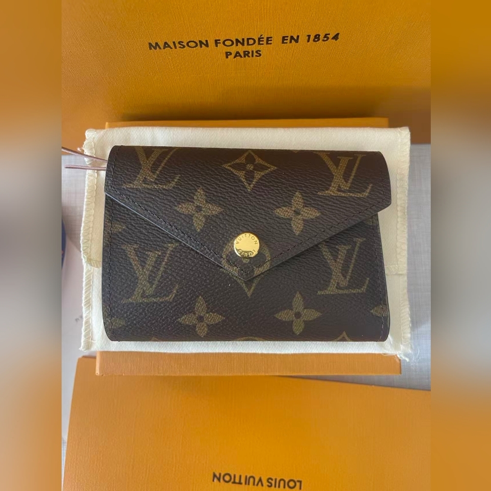 Louis Vuitton Victorine Wallet